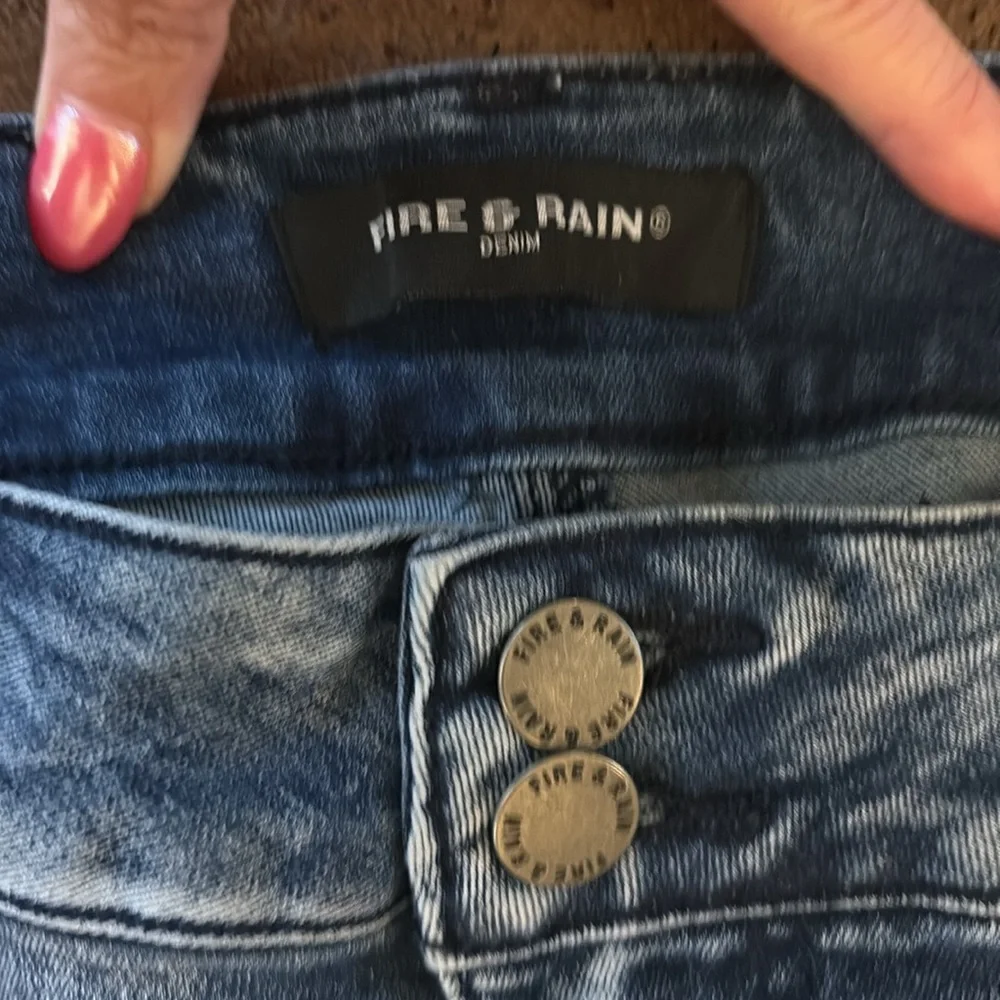 Fire and Rain Flare Wide Leg Jeans with Floral Embroidery/ Size 14 - Picture 2 of 9